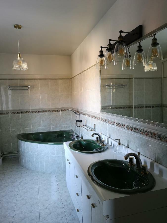 Le Clos Des Fees Asnières-sur-Oise Buitenkant foto